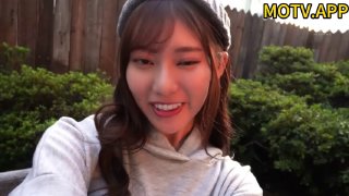 邻家小姐姐温柔大方,胆子也很大